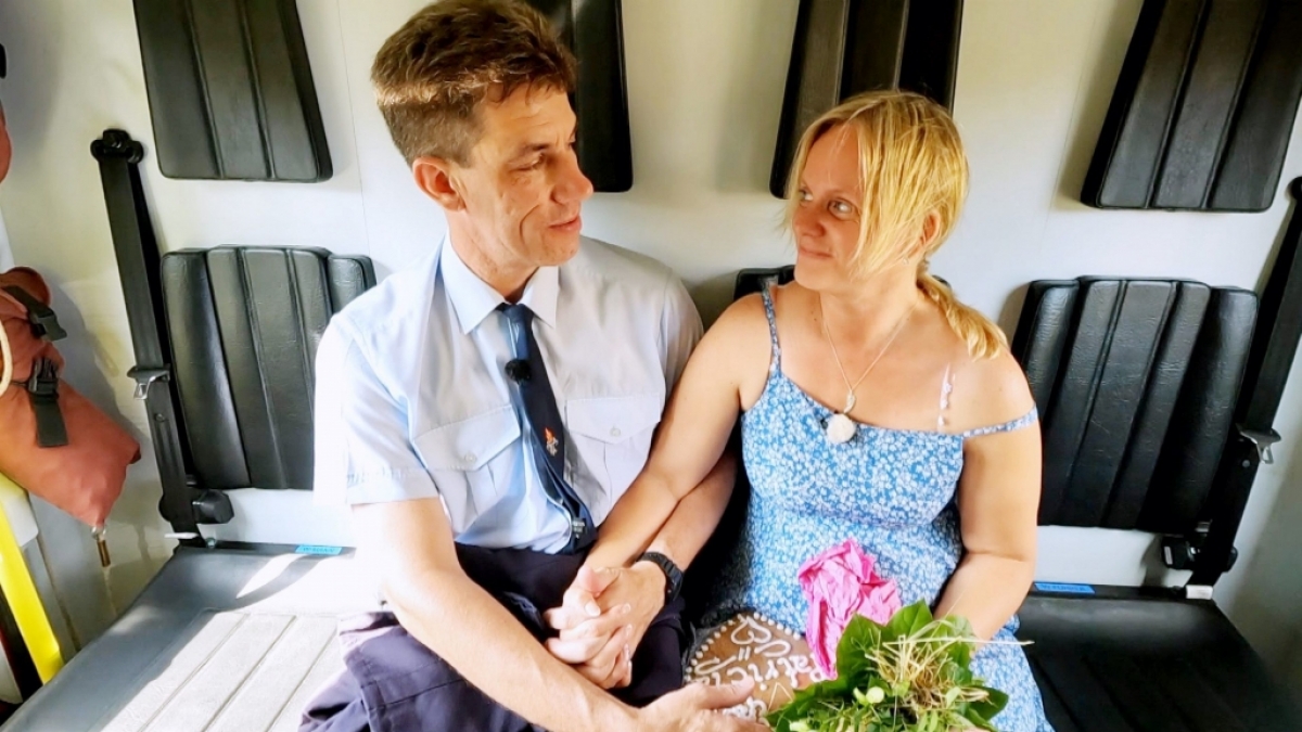 Erste Krise bei Ammenkuhhalter J&ouml;rg (49) aus Hessen und Patricia (40, Verwaltungsfachangestellte). (Foto)