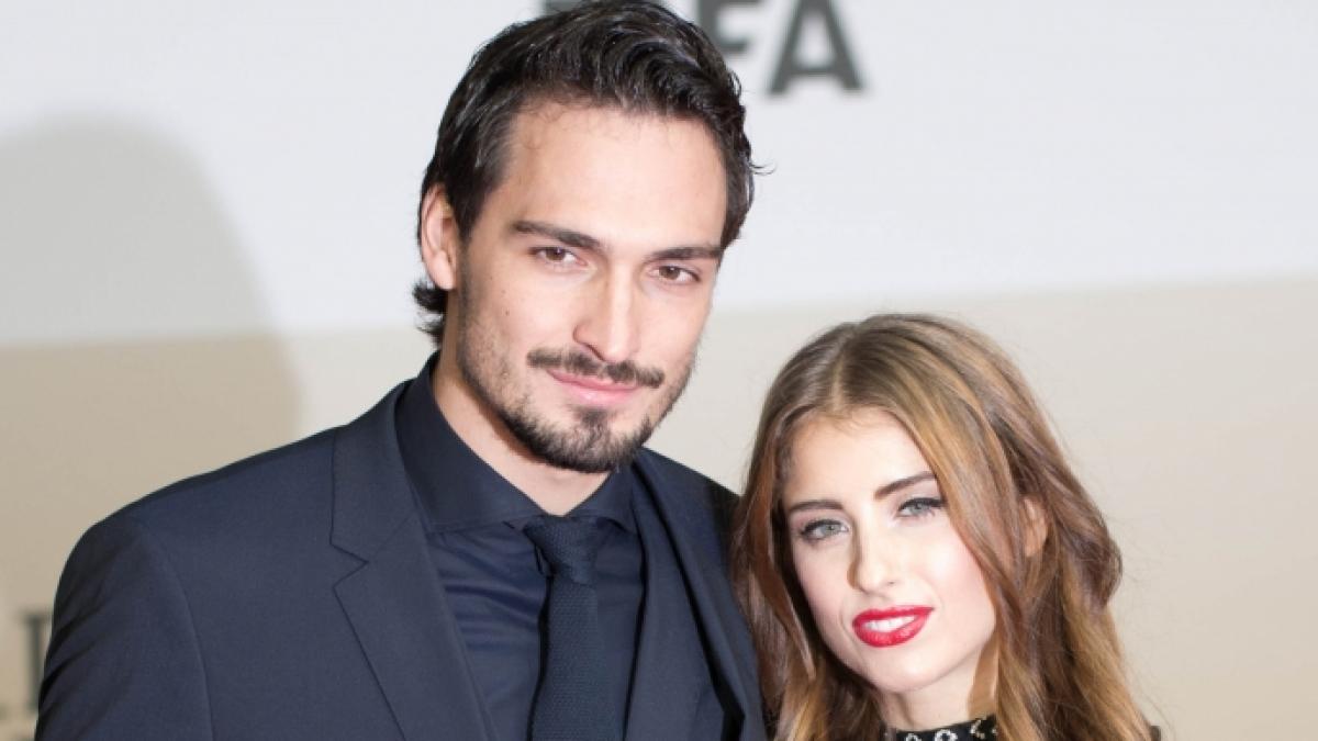 Mats und Cathy Hummels im November 2014 bei der "Die Mannschaft"-Weltpremiere in&nbsp;Berlin. (Foto)