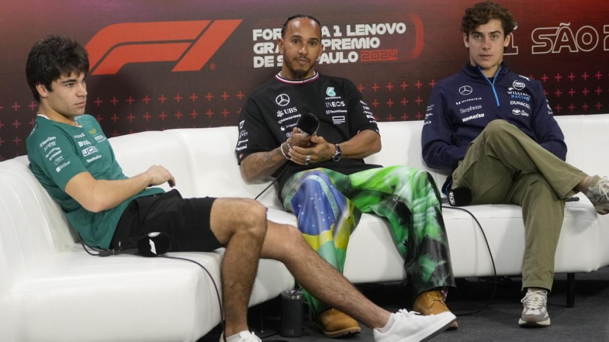 Lance Stroll von Aston-Martin aus Kanada, Lewis Hamilton von Mercedes aus Gro&szlig;britannien und Franco Colapinto von Williams aus Argentinien (v.l.n.r.) sind bereit f&uuml;r den Gro&szlig;en Preis von Brasilien in Sao Paulo. (Foto)