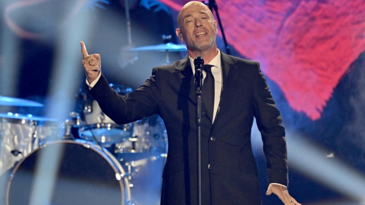 Der Graf tritt mit seiner Band Unheilig bei der Verleihung des Medienpreises Goldene Henne auf. (Foto)