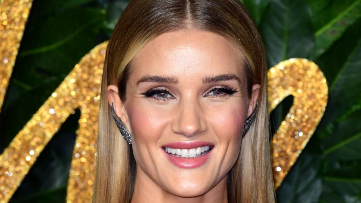 Mit ihrem H&uuml;llenlos-Foto hat Rosie Huntington-Whiteley ihre Fans entt&auml;uscht. (Foto)