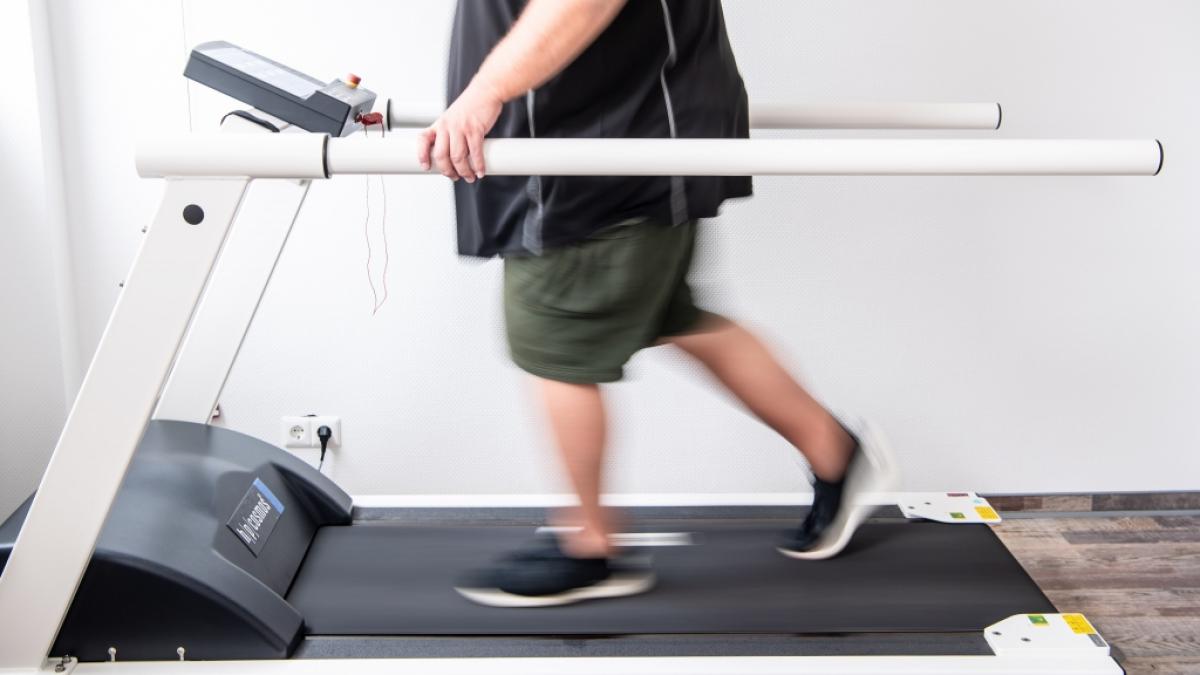 Manchmal helfen weder eine Ern&auml;hrungsumstellung noch Sport. Woran liegt es dann? (Foto)