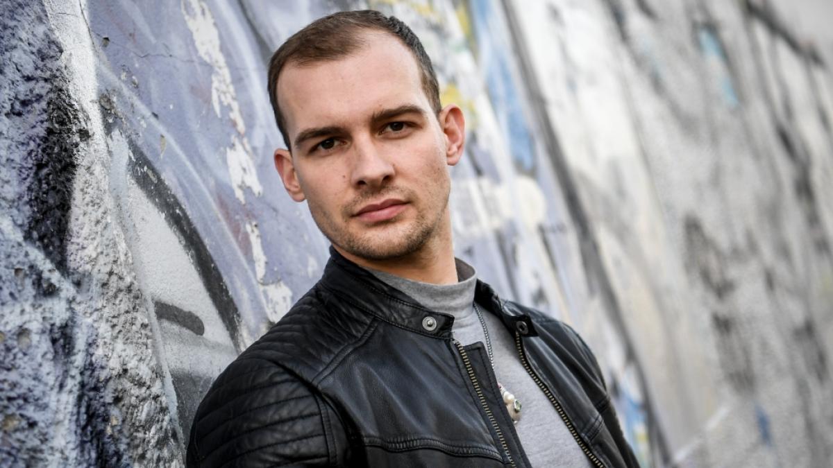 Reality-Star Eric Stehfest ist wieder frisch verliebt. Bei Instagram machte der ehemalige GZSZ-Star die sch&ouml;nen Neuigkeiten &ouml;ffentlich. (Foto)