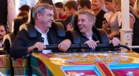 Markus Söder, Ministerpräsident von Bayern, und Dominik Krause, Oberbürgermeister von München, fahren anlässlich der Nominierung Münchens als deutscher Olympia-Bewerber auf dem Oktoberfest zusammen mit der Achterbahn.