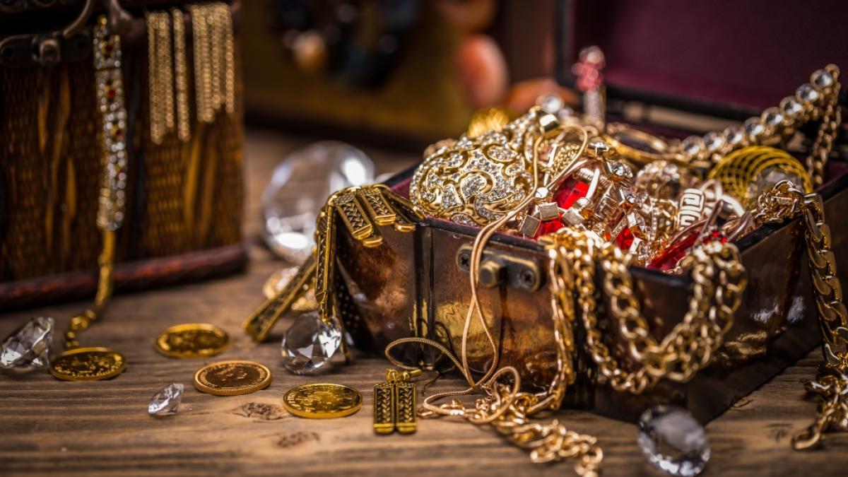 Die Erz&auml;hlungen &uuml;ber einen in Polen versteckten Nazi-Goldschatz entpuppten sich als F&auml;lschung. (Symbolfoto) (Foto)