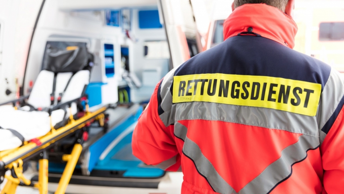 Ein Rettungssanit&auml;ter hat zwei Patientinnen und ein Kind vergewaltigt. (Symbolfoto) (Foto)