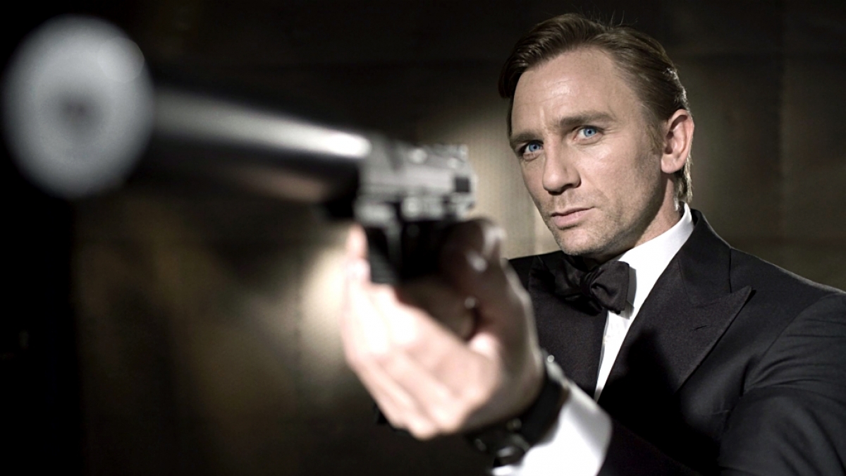 Junger Bond, selbes Gewaltpotential: Daniel Craig l&auml;sst es in "Casino Royale" krachen. (Foto)