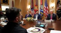 Donald Trump (r.) traf beim Gespräch mit Wolodymyr Selenskyj (r.) zweifelhafte Aussagen zum Ukraine-Krieg.