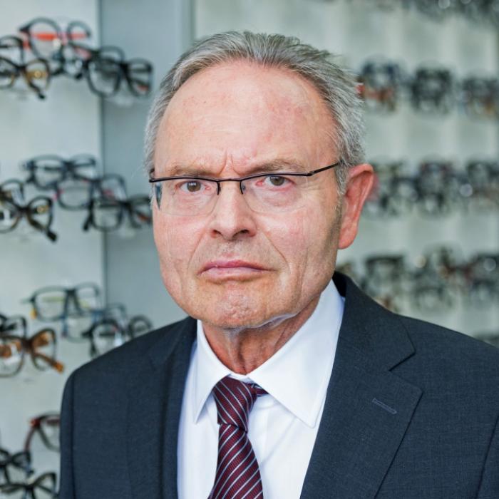 Gründer der Optikerkette mit 84 Jahren gestorben