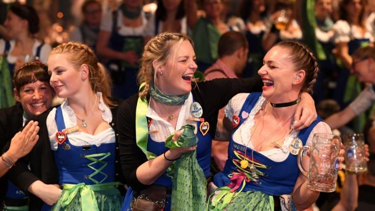 Wiesn - So heiß waren unsere Promis