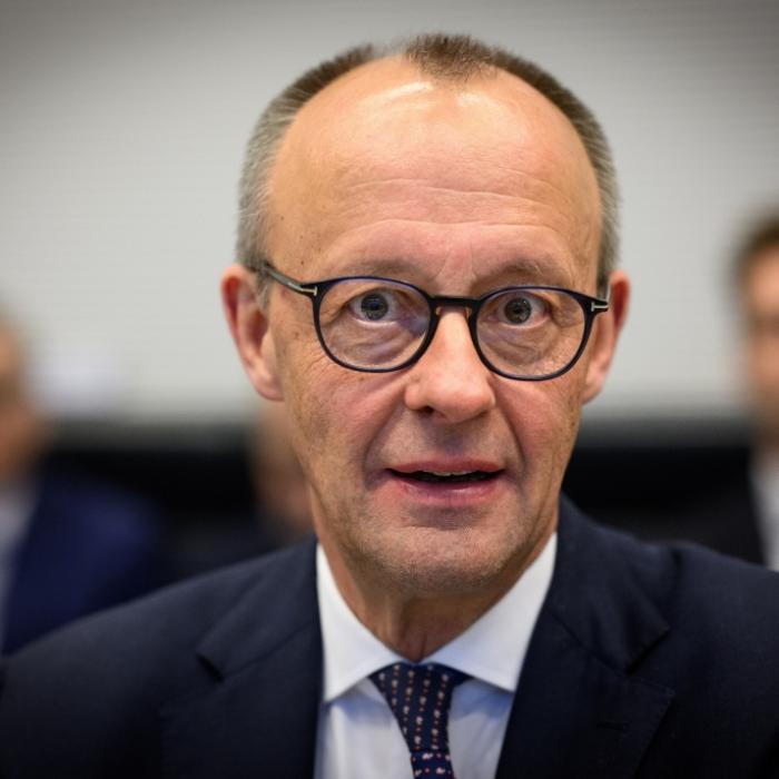 Merz-Regierung will 8-Stunden-Tag kippen - was Arbeitnehmern droht