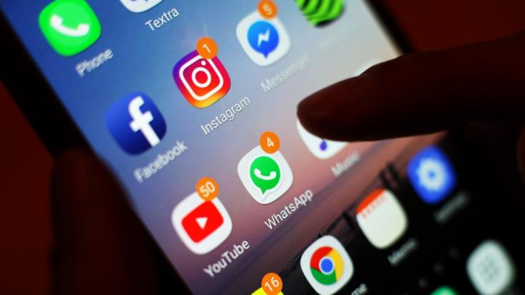 Tausende Nutzer klagen aktuell über Störungen bei Whatsapp, Instagram und Facebook.