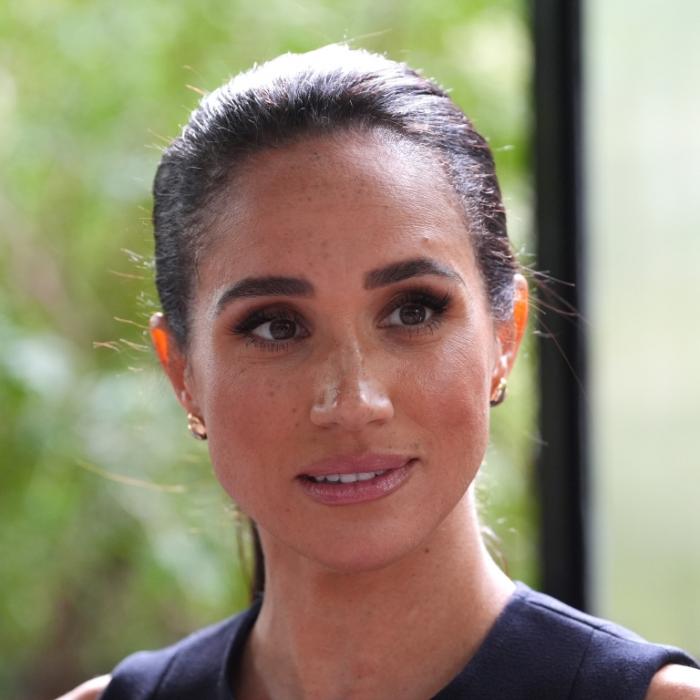 Meghan lässt Harry allein – und geht lieber in den Pub