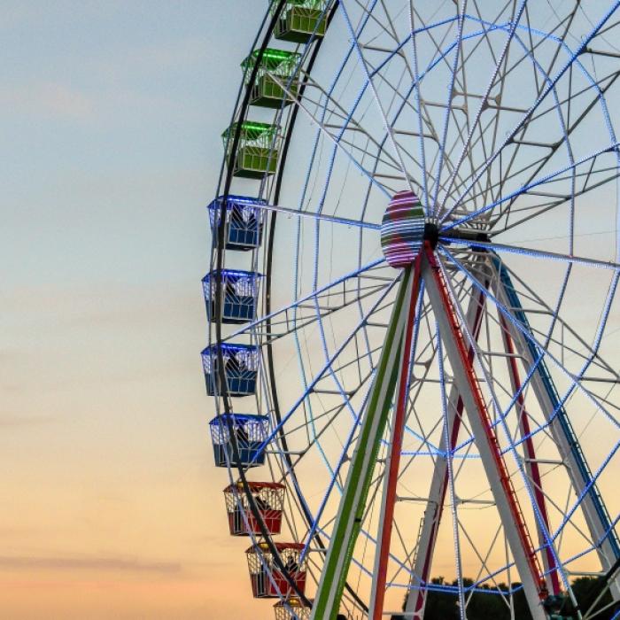 Mann stürzt von Riesenrad in den Tod