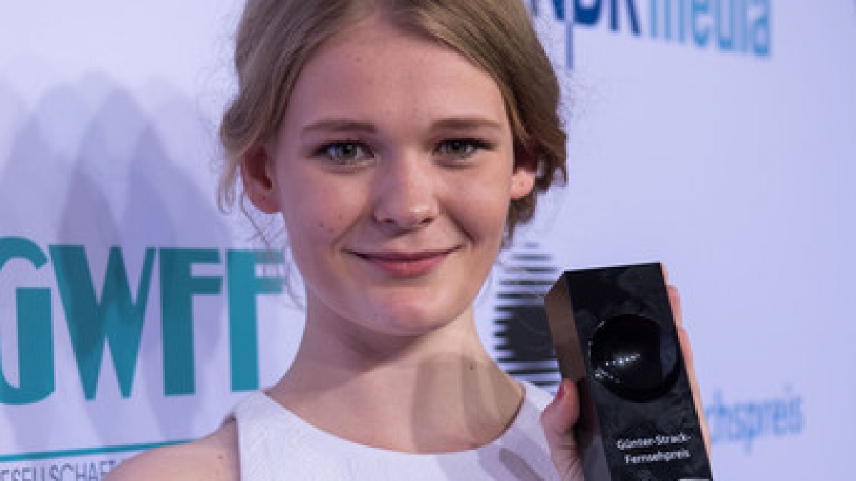 Nachwuchsschauspielerin Gro Swantje Kohlhof wurde 2016 f&uuml;r ihre Rolle in "Tatort: Rebecca" mit dem G&uuml;nter-Strack-Fernsehpreis ausgezeichnet. (Foto)