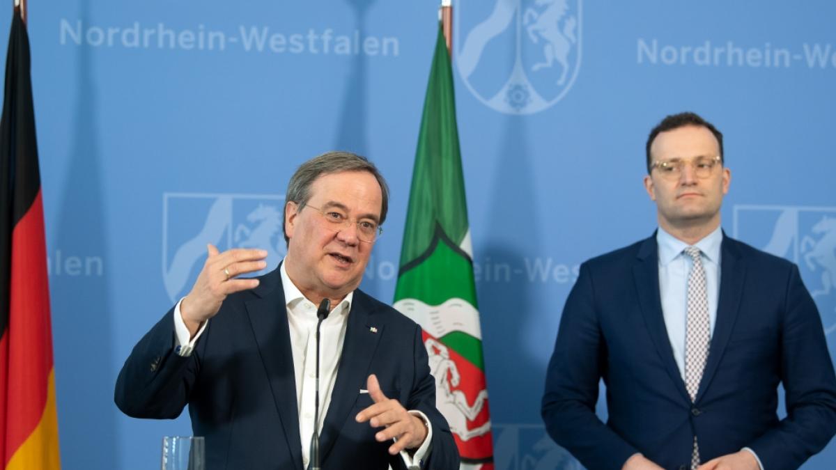 Armin Laschet und Jens Spahn haben 2021 f&uuml;r Skandale gesorgt. (Foto)