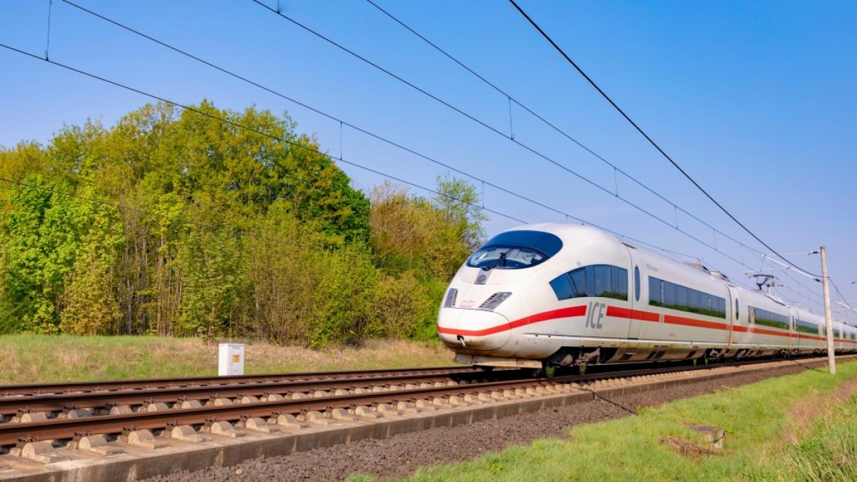 Wie gut ist die sensible Infrastruktur an Strecken der Deutschen Bahn gesch&uuml;tzt? (Symbolfoto) (Foto)