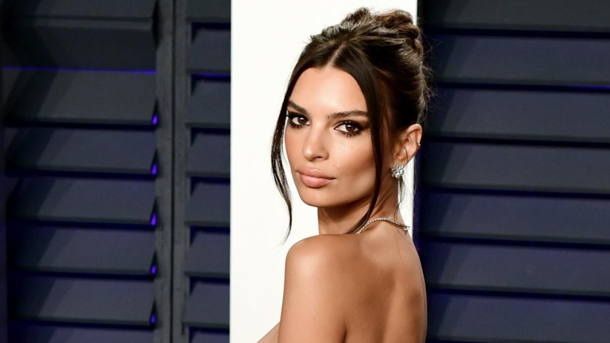 Emily Ratajkowski durfte f&uuml;r Good American vor der Kamera stehen. (Foto)