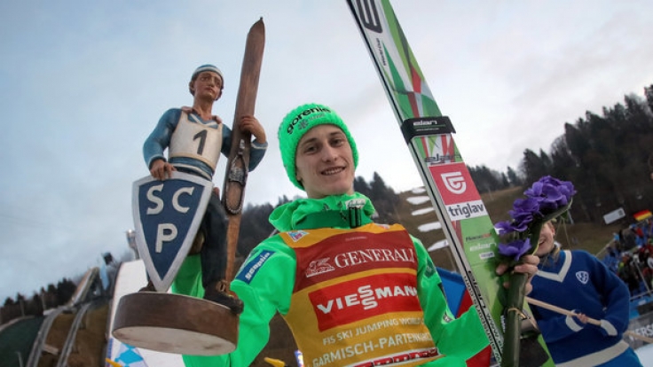 Peter Prevc aus Slowenien gewann 2016 das Neujahrspringen in Garmisch-Partenkirchen.