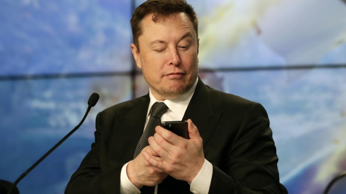 Elon Musk hat sich mit seinen neuen Styling-Pl&auml;nen zur Zielscheibe f&uuml;r bei&szlig;enden Spott gemacht. (Foto)