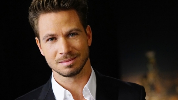 Bachelor Sebastian ist 30 Jahre alt, Inhaber einer Werbeagentur und Model.
