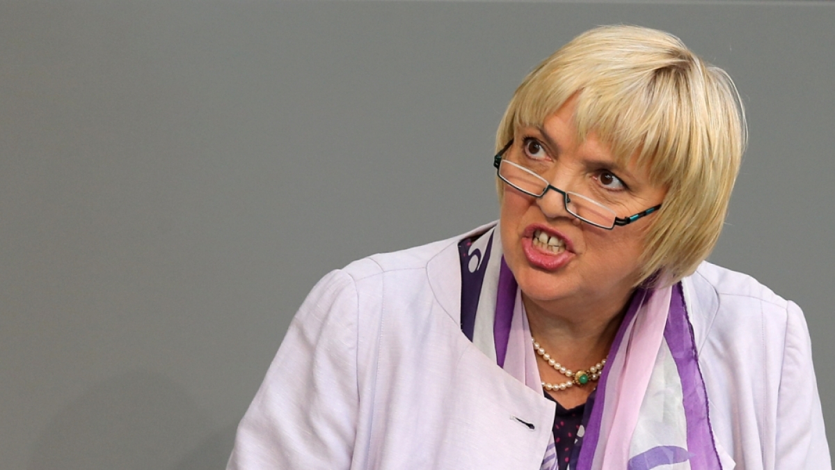 Im Interview mit der "Gala" zeigt sich Claudia Roth ungewohnt privat. (Foto)