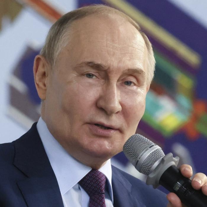 Neue Vize-Ministerin - Putin holt Verwandte in den Kreml