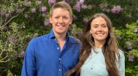 Als Frischverlobte grüßen Hugh Grosvenor, der Herzog von Westminster, und Olivia Henson.