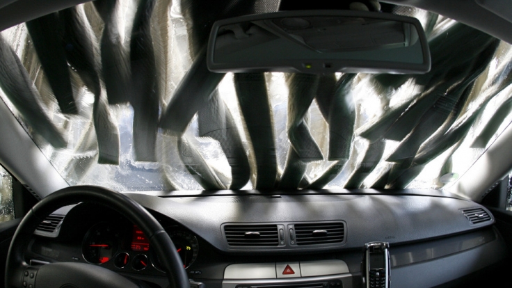 Ein Quickie in der Auto-Waschanlage verspricht einen ganz besonders sexuellen Kick!