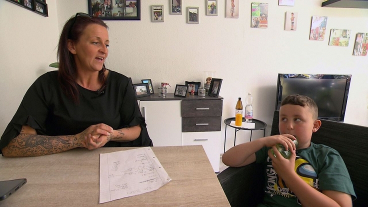 Hartz Rot Gold" heute im Livestream: Was passiert bei "Wieder ein Dach über  dem Kopf" (Staffel 5, Folge 2)? | news.de