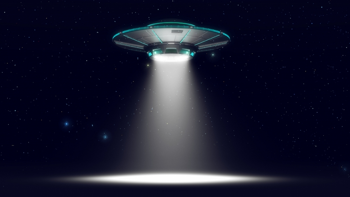 Wurde bereits 2004 ein UFO gesichtet? (Foto)