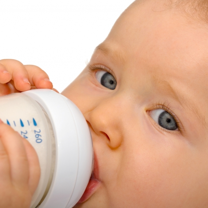 Krebserregende Stoffe! Finger weg von DIESEN Babytees