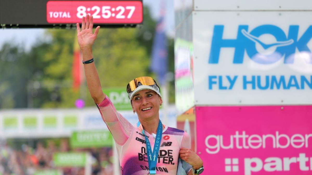Laura Philipp k&auml;mpft beim Ironman auf Hawaii um den Sieg. (Foto)