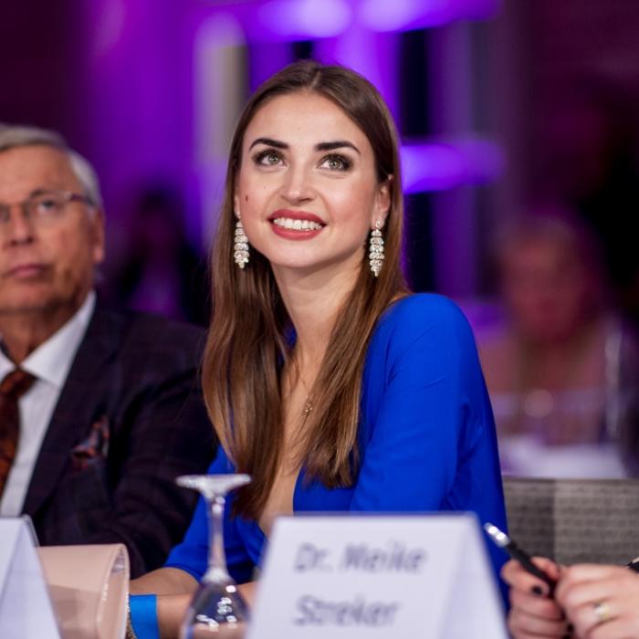 Mit Kopf aufgeschlagen! 