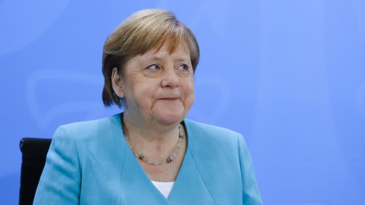 Angela Merkel warnt die Bürger*innen vor Leichtsinn.