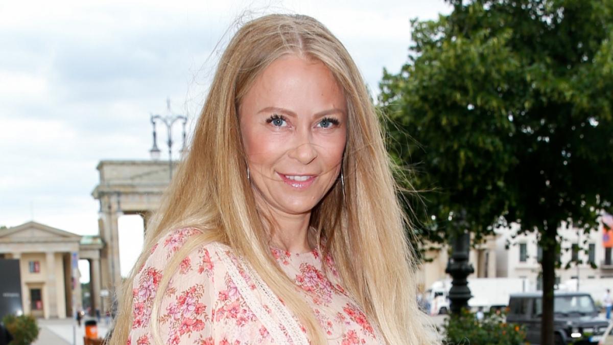 Jenny Elvers nimmt an der Kampagne "Love your boobs" teil. (Foto)