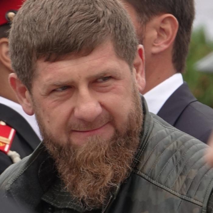 Putin-Bluthund plötzlich zahm! Verzweifelt bettelt er die Ukrainer an