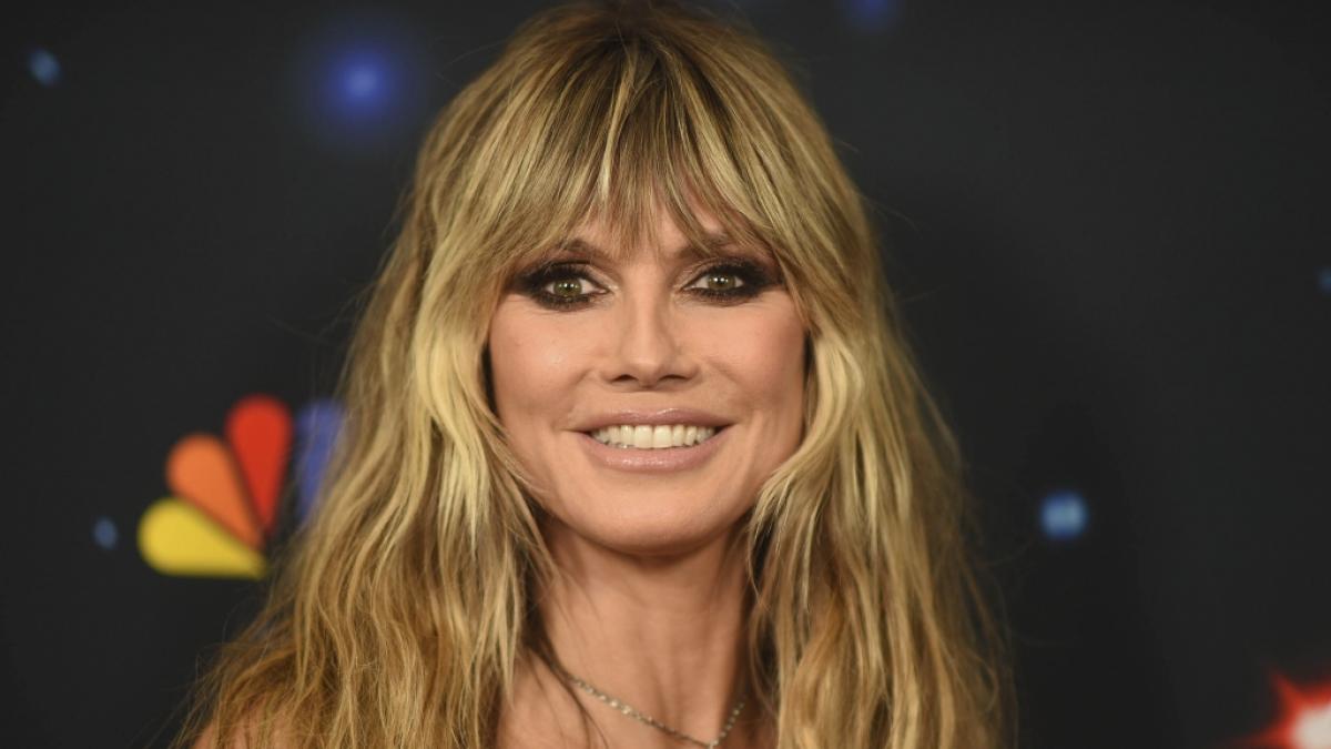 Heidi Klum zeigt sich jetzt v&ouml;llig blank unter der Dusche. (Foto)