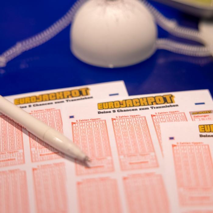 Für diese Gewinnzahlen gibt's die 120-Millionen-Euro 