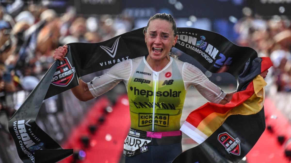 Ironman-Weltmeisterschaft der Frauen: Laura Philipp aus Deutschland jubelt &uuml;ber ihren Sieg. (Foto)