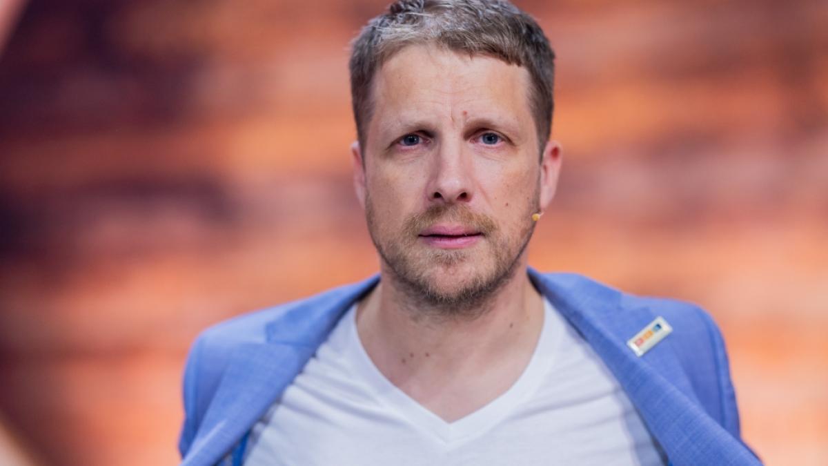 Oliver Pocher r&auml;umt jetzt mit einer "Bild"-Schlagzeile auf. (Foto)