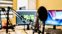 Der britische Radio-Moderator Jamie Crick ist nach kurzer Krankheit im Alter von 57 Jahren gestorben.