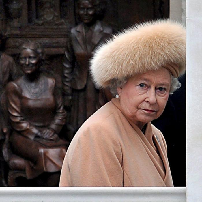Würstchen, i-Tüpfchen und Mof - SO heißen die Royals auch