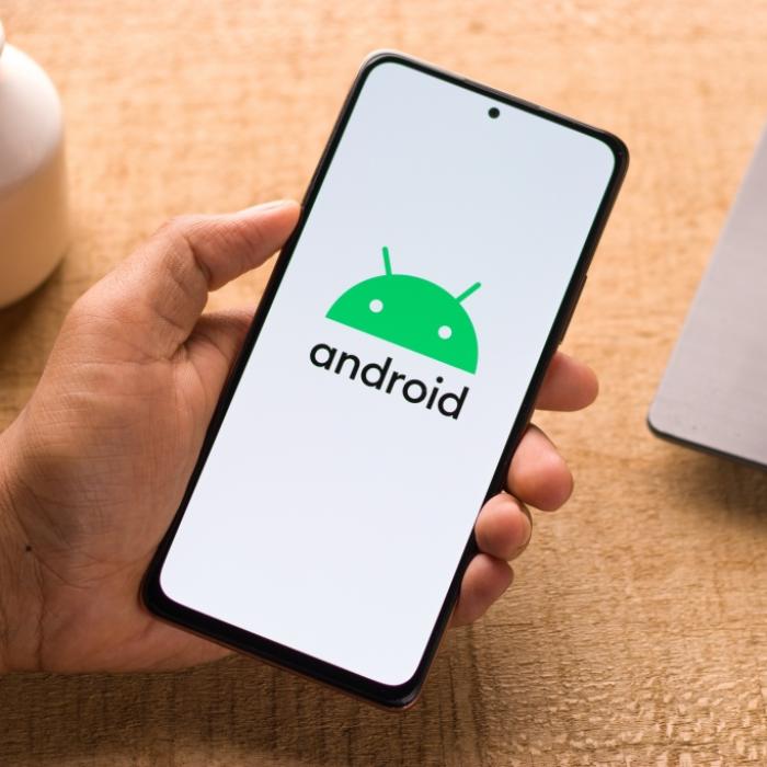 Schon vor Auslieferung an Kunden! Weltweit Millionen Smartphones infiziert