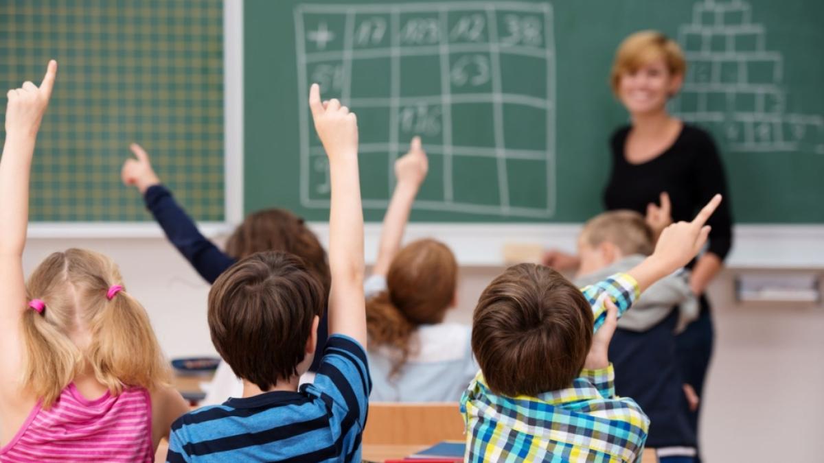 Wer die Schule schw&auml;nzt, um in den Urlaub zu fahren, kann sich strafbar machen. (Symbolfoto) (Foto)