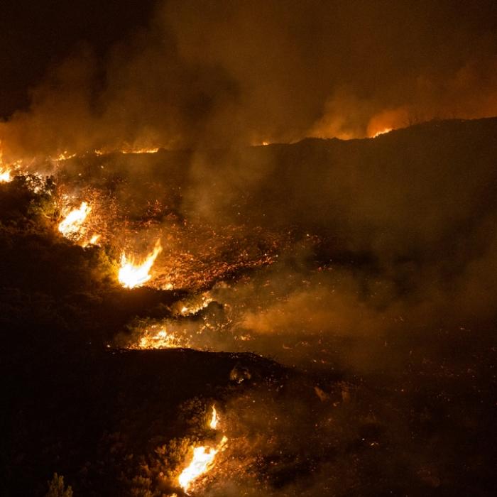 Satelliten-Aufnahmen zeigen Feuer-Hölle! Diese Urlaubsländer sind in Gefahr