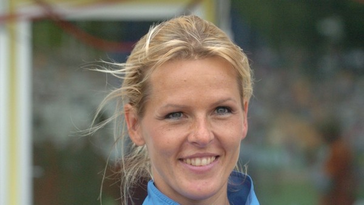 Susen Tiedtke galt in den 1990ern als "Miss Leichtathletik" - heute ist die Ex-Weitspringerin als Heilpraktikerin erfolgreich. (Foto)