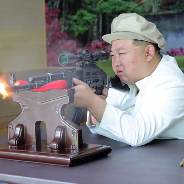Nordkorea-Tyrann schockt als Tom-Cruise-Double und Bond-Bösewicht
