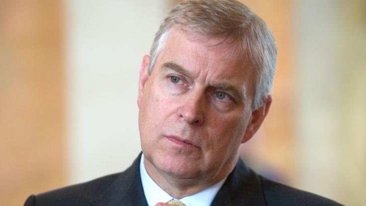 Prinz Andrew von Großbritannien streitet Verwicklung in Epstein-Skandal ab