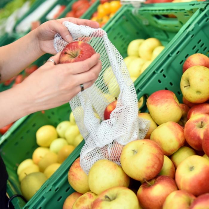 DIESE 3 simplen Schritte verbannen Plastik aus dem Alltag